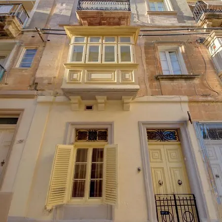 Apartman Victory In Historic Birgu, A Touch Of Maltese Tradition By 360 Estates *