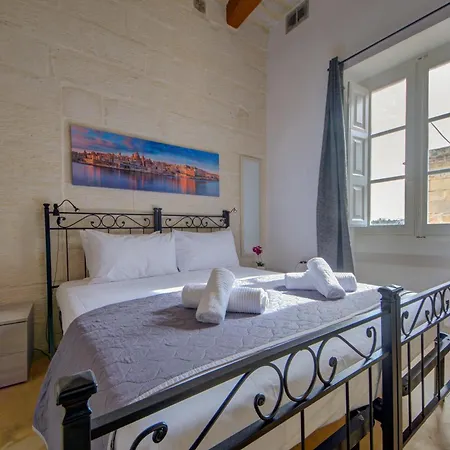 Victory In Historic Birgu, A Touch Of Maltese Tradition By 360 Estates Apartmán