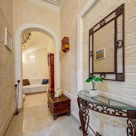 Victory In Historic Birgu, A Touch Of Maltese Tradition By 360 Estates *