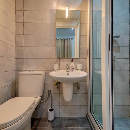 Victory In Historic Birgu, A Touch Of Maltese Tradition By 360 Estates Birgu